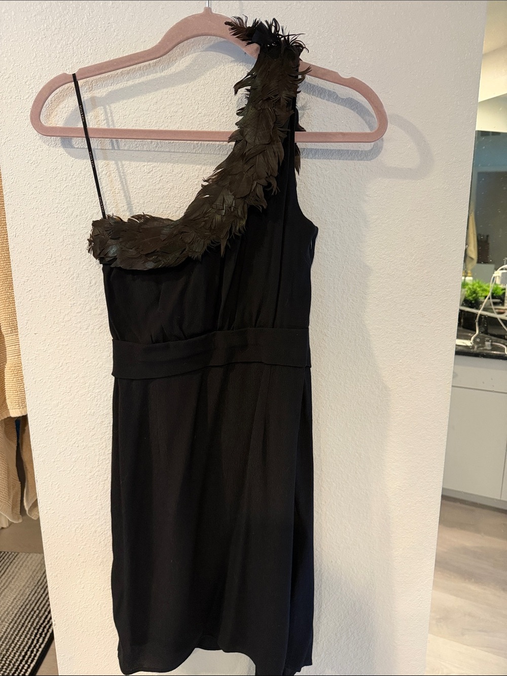 Black Halo Black One-Shoulder Feather-Trim Cocktail Dress